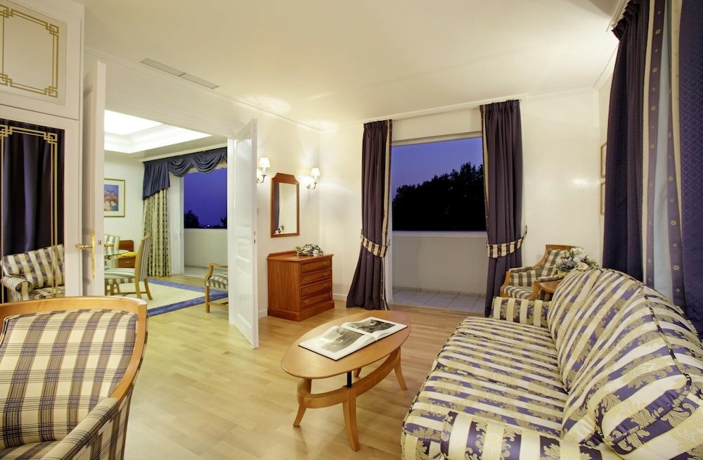 Фото Theoxenia Palace Hotel