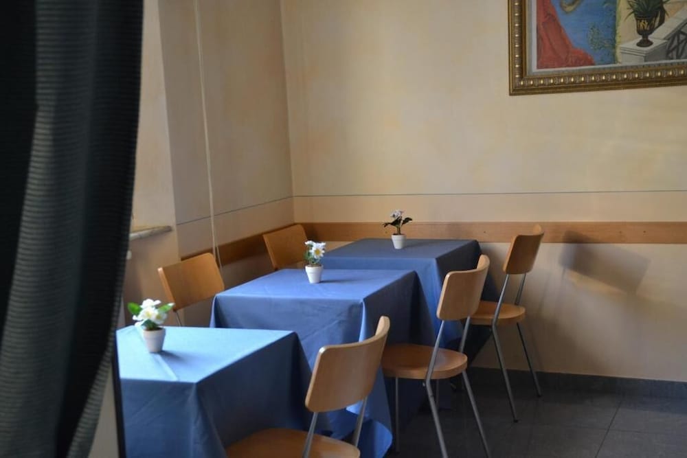 Фото Hotel Soggiorno Athena Pisa