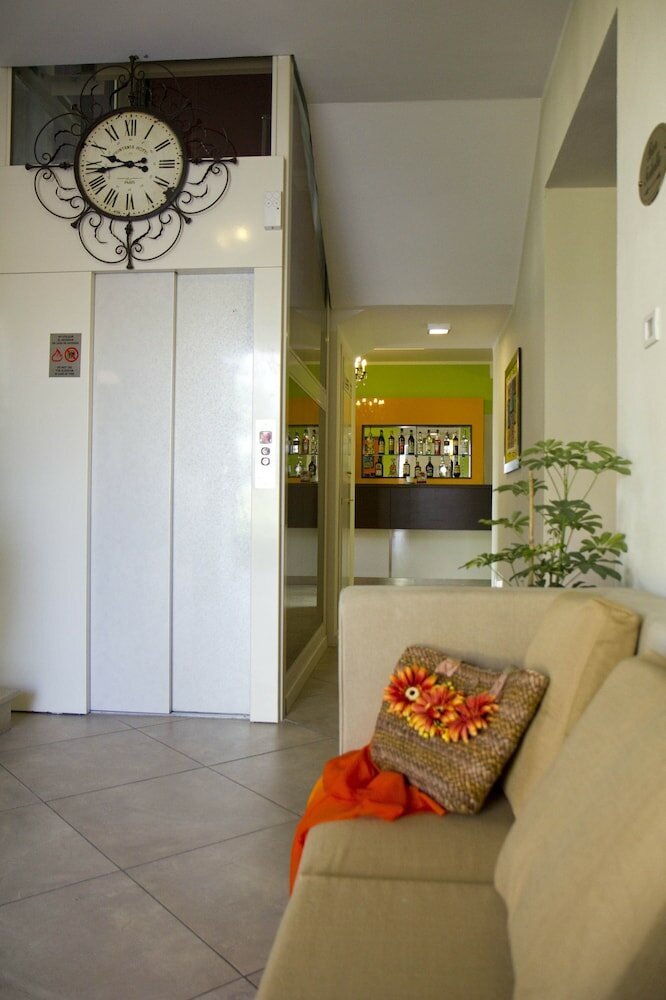 Фото Hotel Alibì