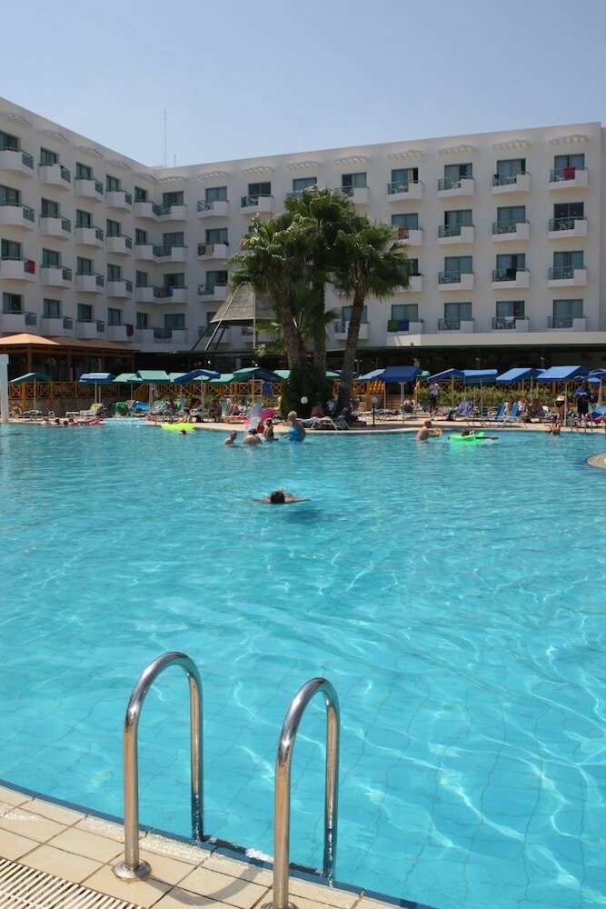 Фото Antigoni Hotel