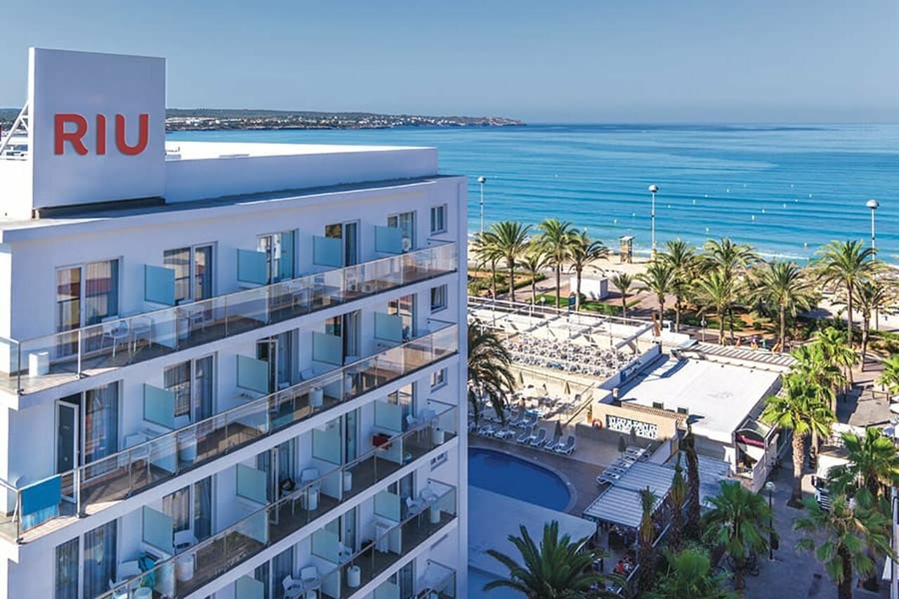 Фото отеля 1