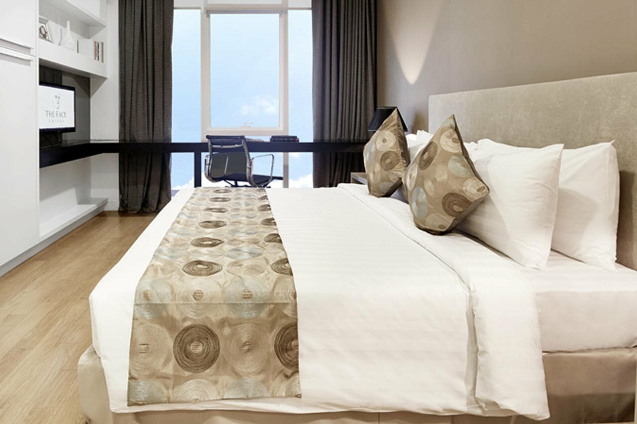 Фото The Face Style