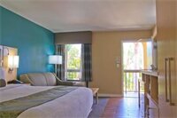 Фото Best Western Plus South Coast Inn