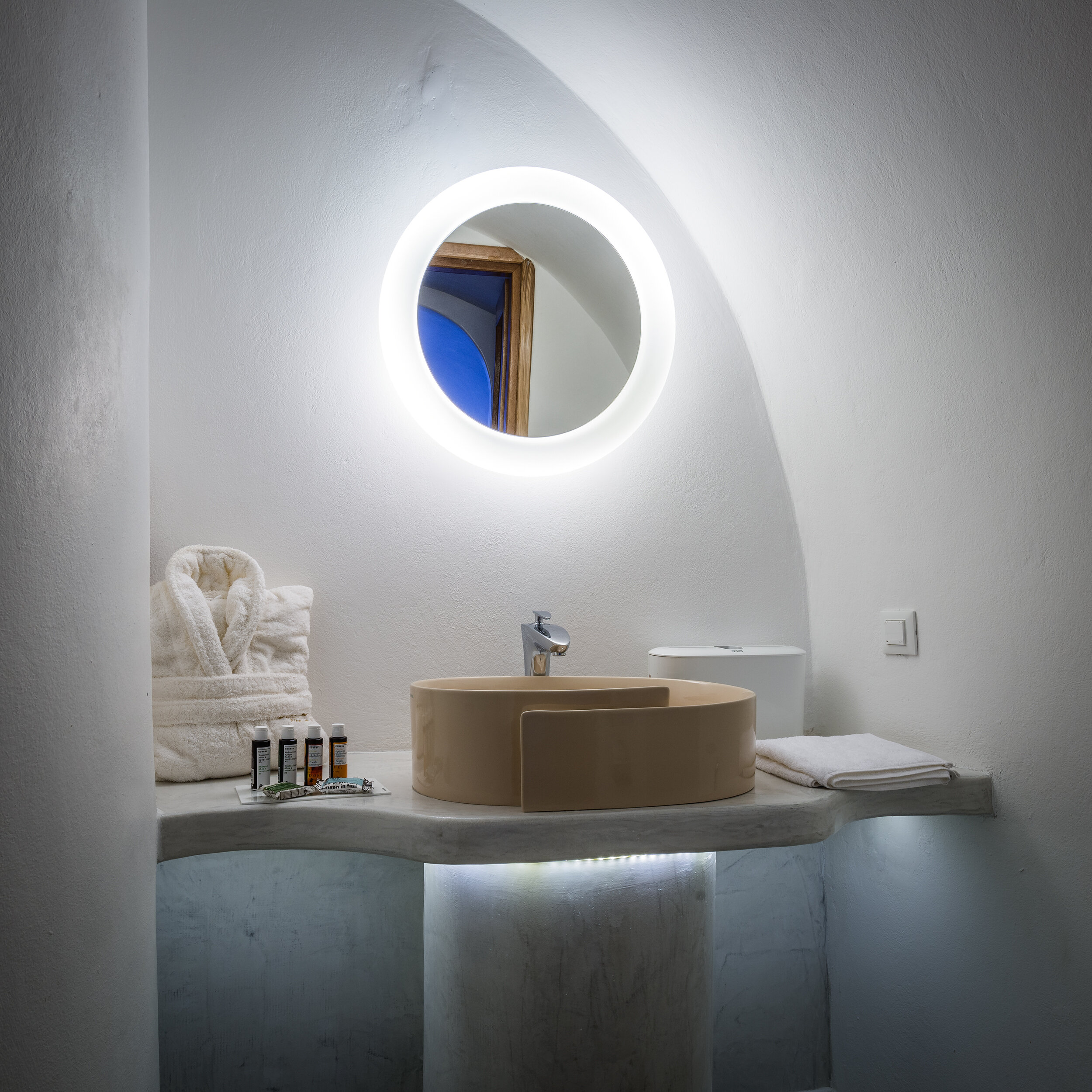 Фото Elite Luxury Suites