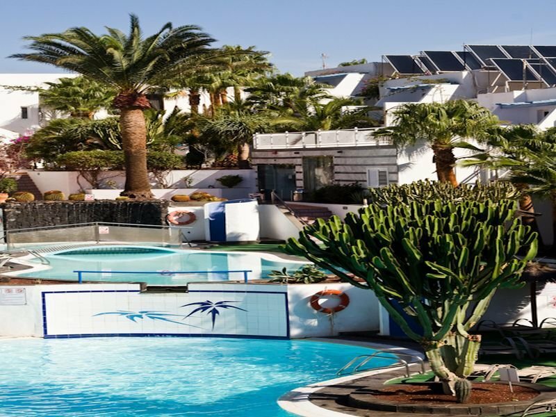 Фото Apartamentos Parque Tropical