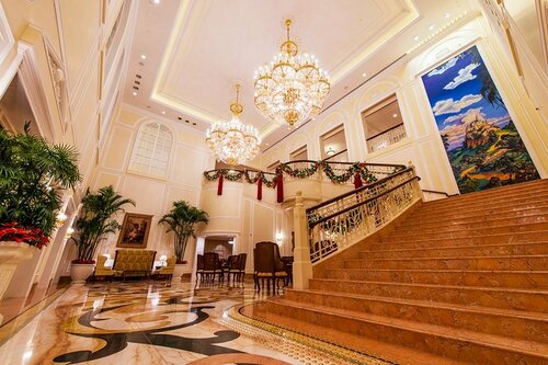 Внешний вид отеля Hong Kong Disneyland Hotel в Районе Цюаньване, фото 3