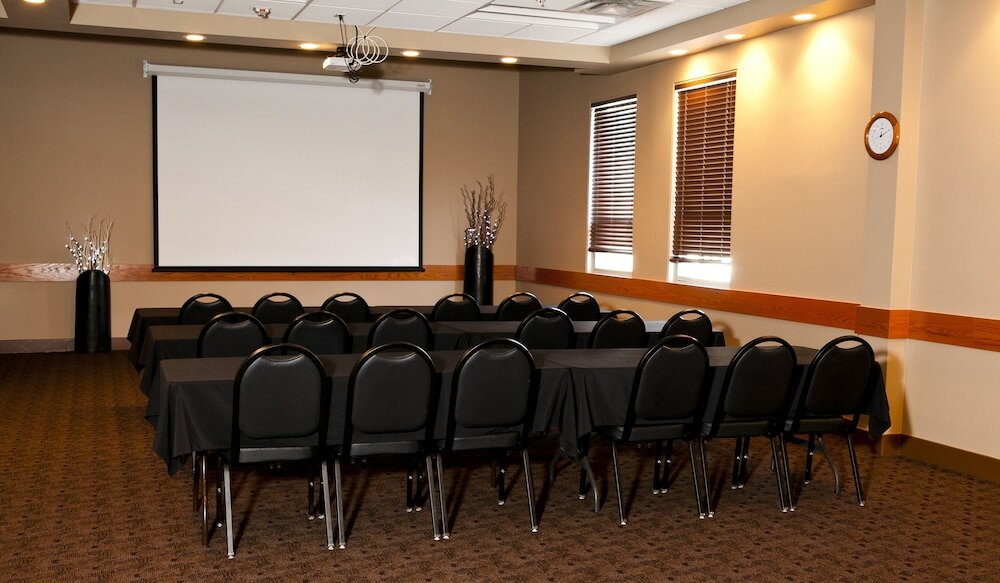 Фото Podollan Inn & SPA Grande Prairie