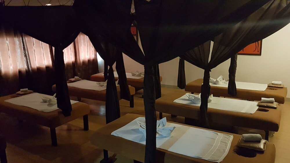 Фото Rothman Hotel