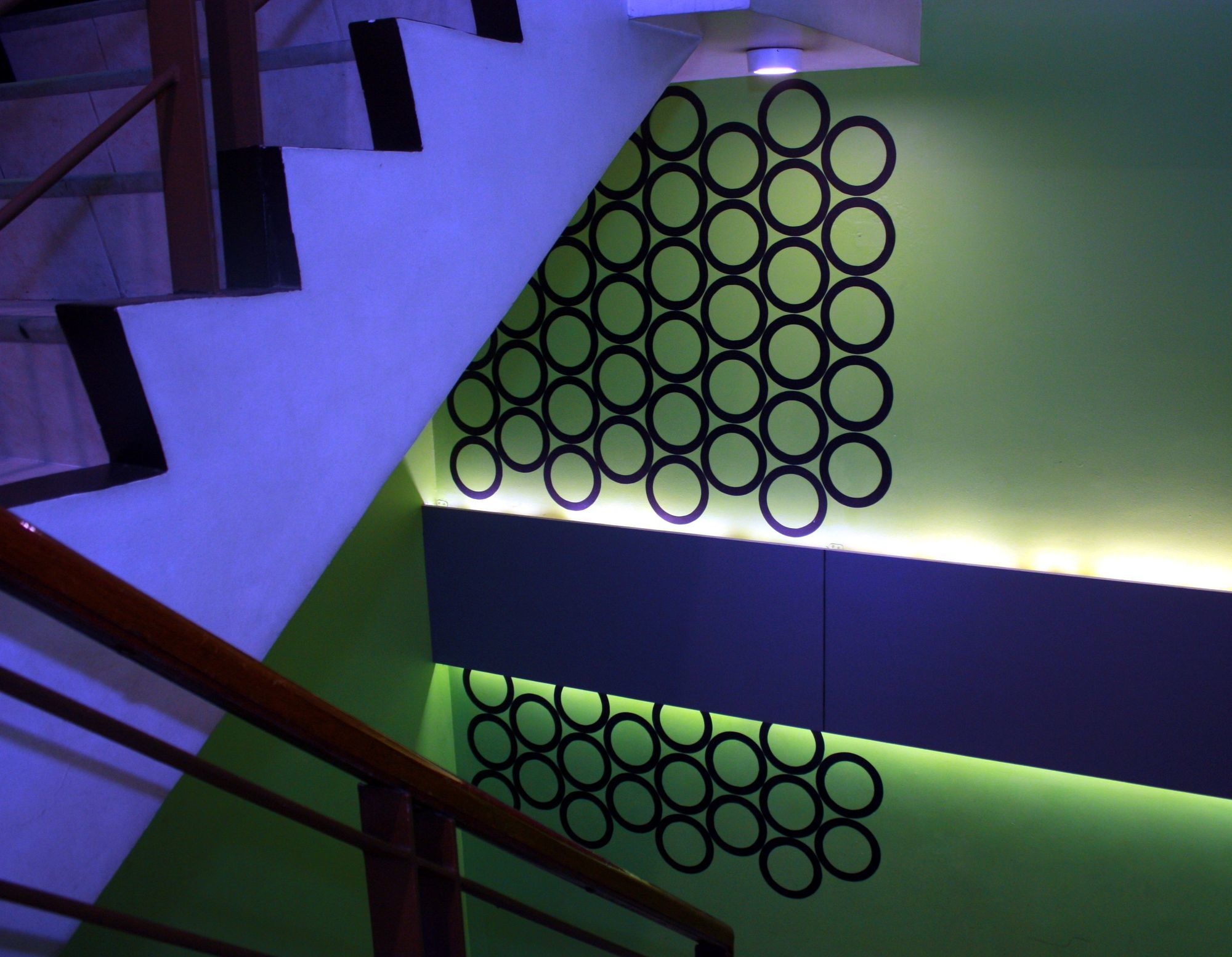 Фото Frederick's Apartelle