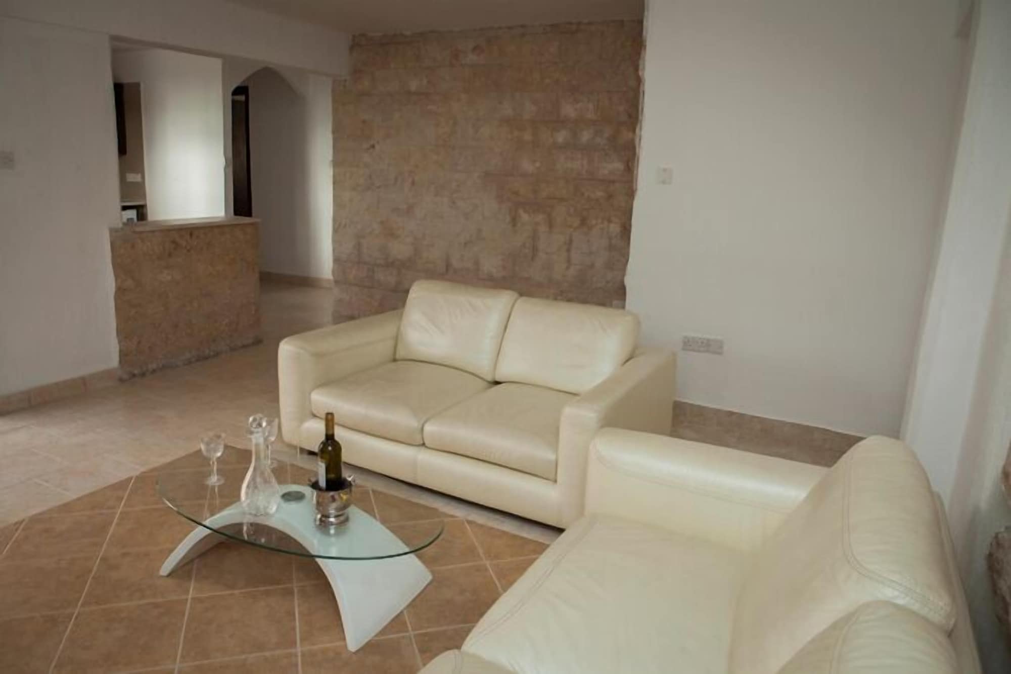 Фото Alecos Hotel Apartments