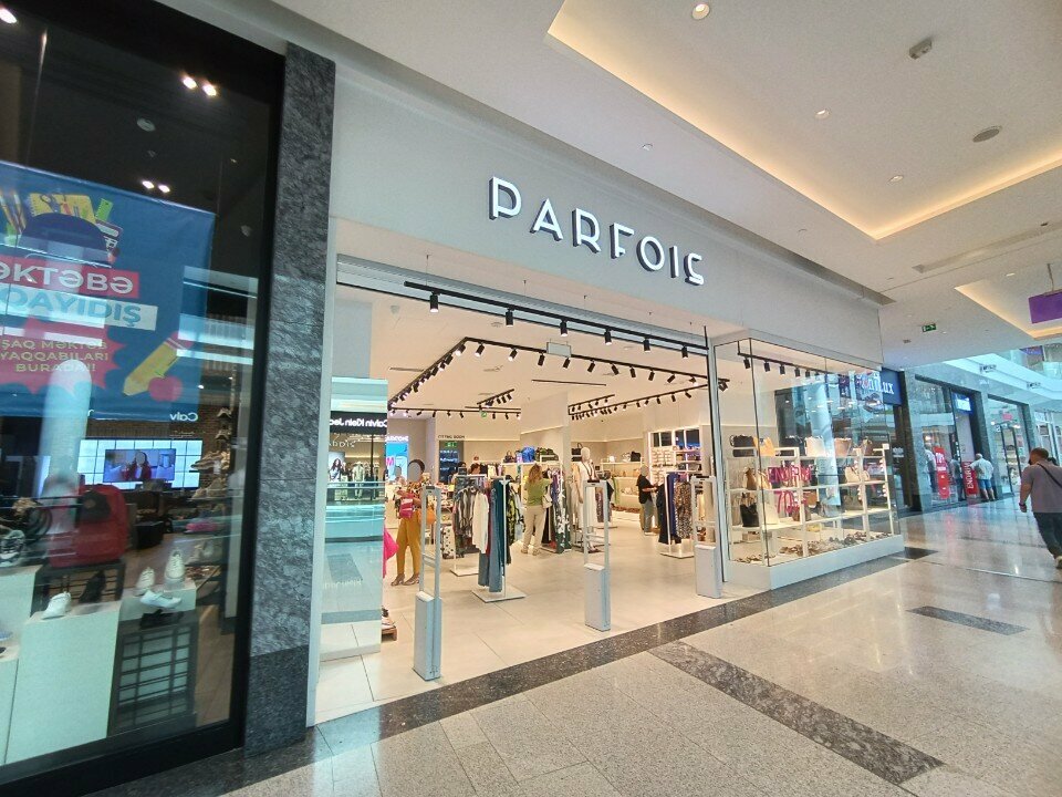 Clothing store Parfois, Baku, photo