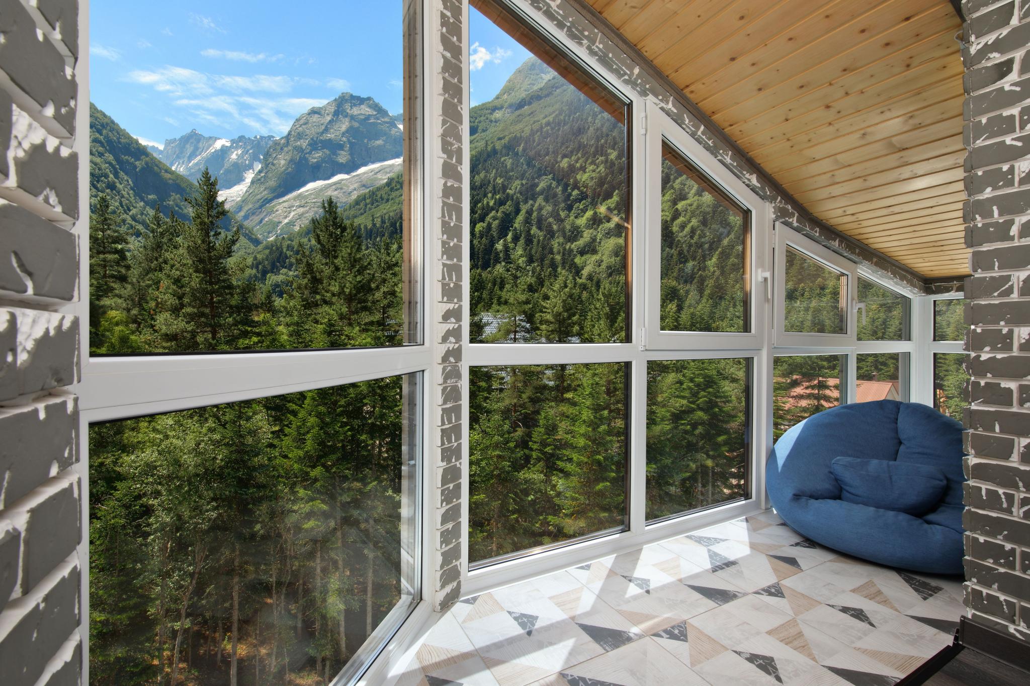 Фото МИРРОС Субай Отель Домбай