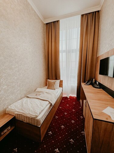 Гостиница Фул-Хаус 2 в Ленинаване