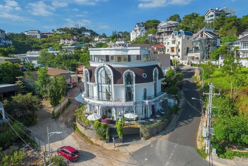 Гостиница Pham Gia Villa &Hotel в Далате
