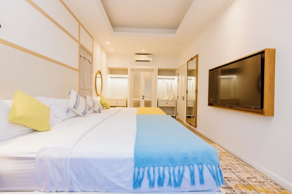 Фото Nova Beachfront Haven Villa