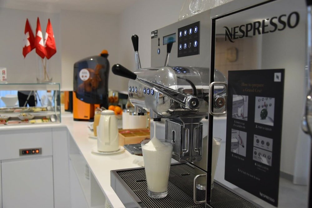 Фото Hotel City Locarno, Design & Hospitality