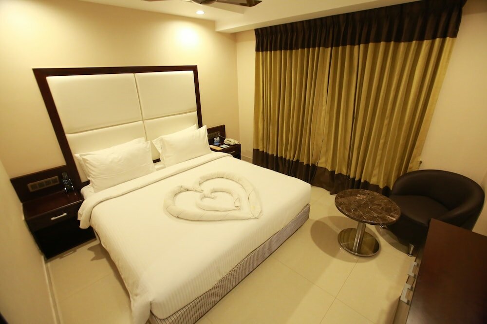 Фото Hotel Himalayaa