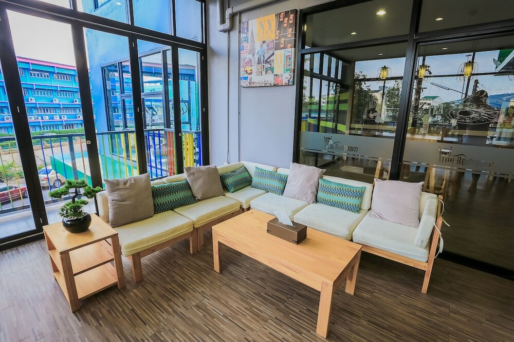 Фото The Bedroom Hatyai