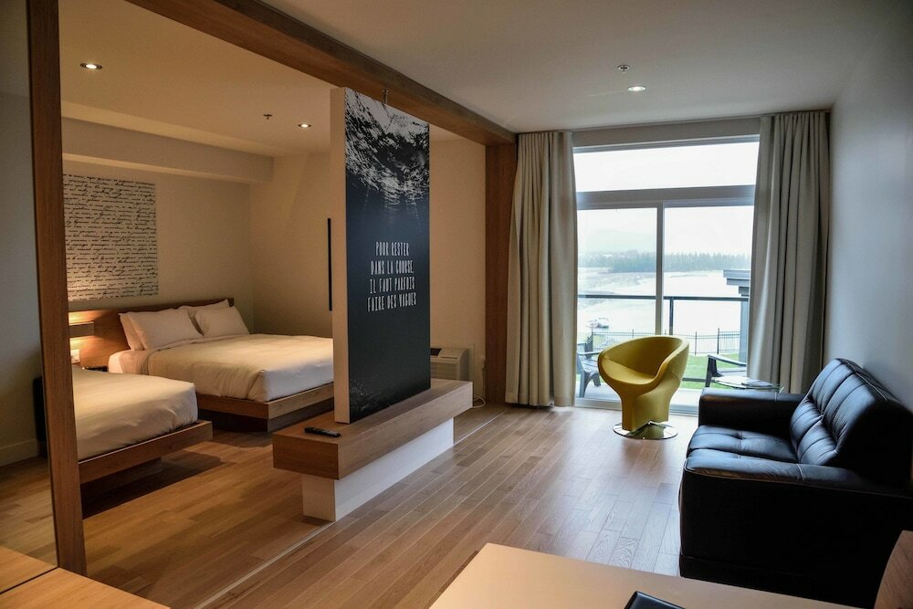 Фото La Cache du Lac Champlain by Ôrigine