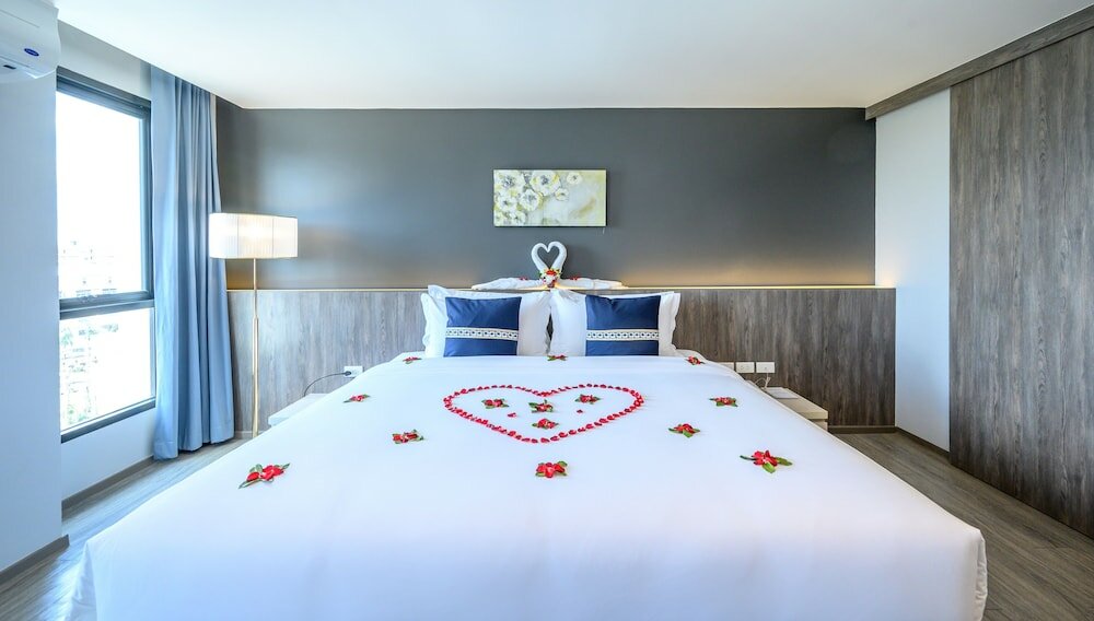 Фото Iwish Hotel