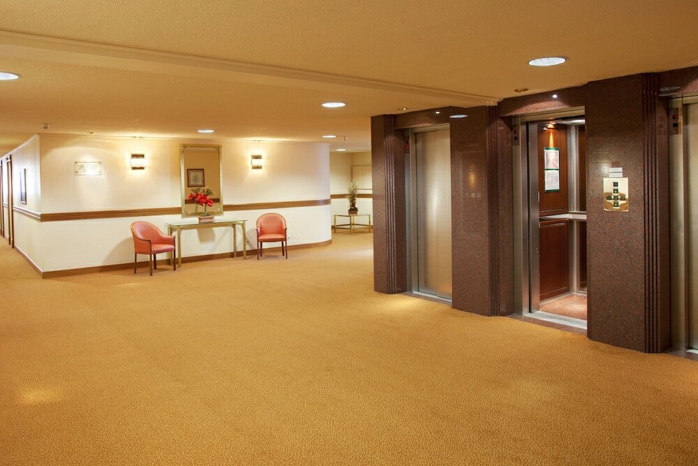 Фото Holiday Inn Thessaloniki Hotel