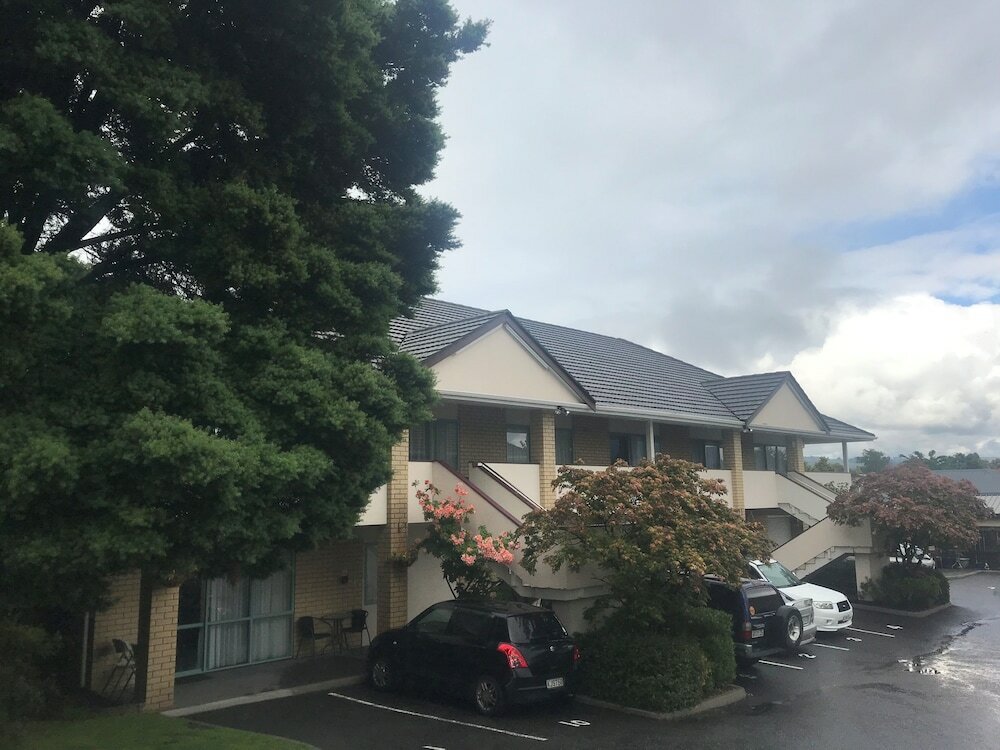 Фото Fenton Court Motel