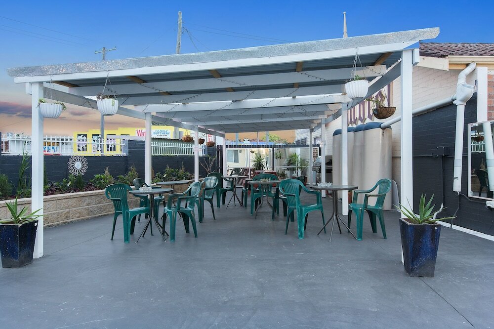 Фото Buccaneer Motel