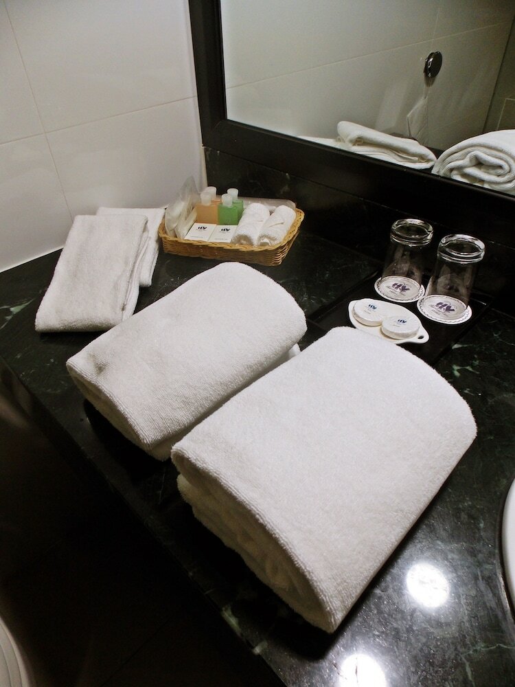 Фото Harbour View Hotel