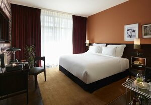 Гостиница Brown Acropol