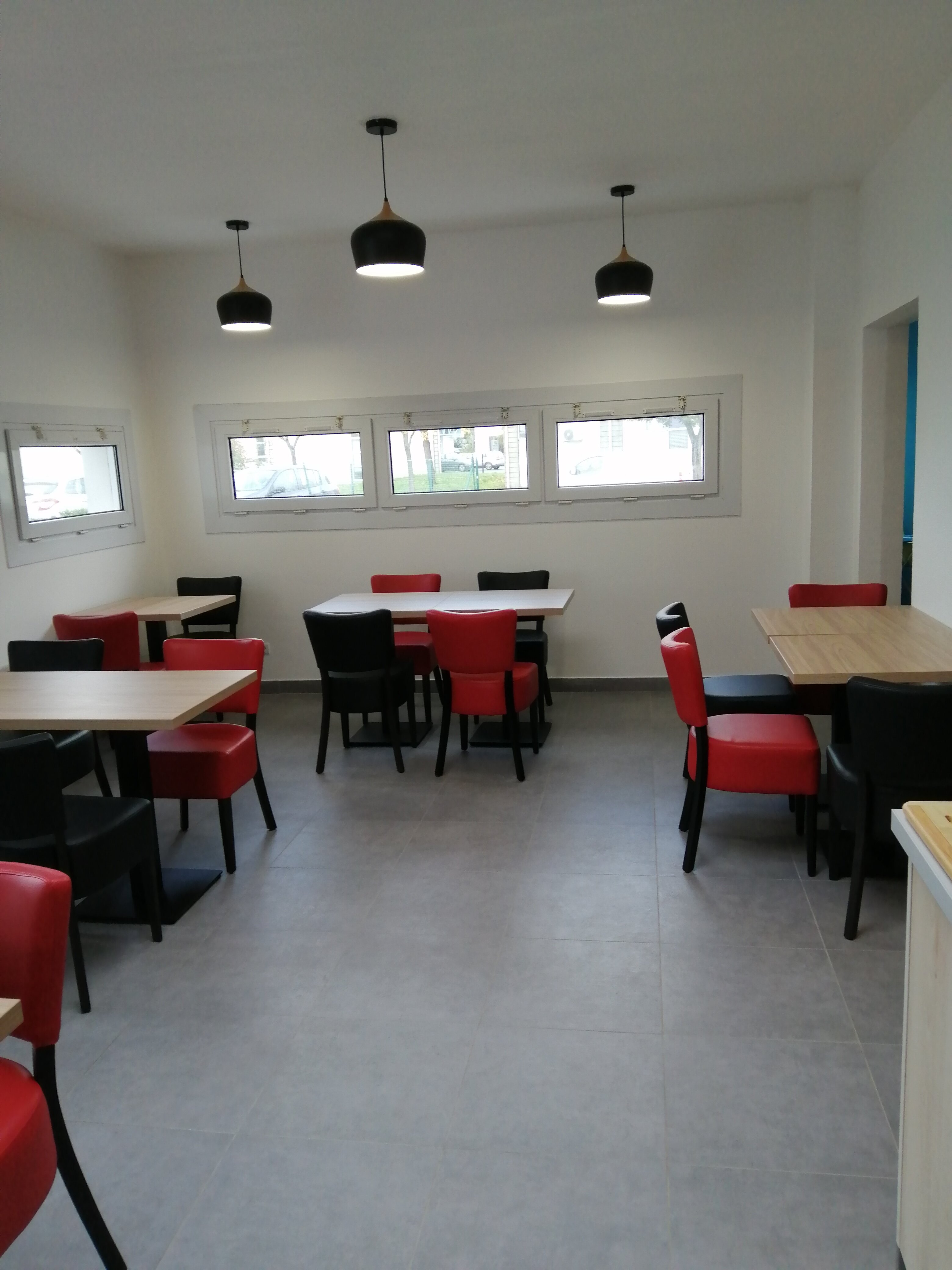 Фото Kyriad Direct Nantes La Beaujeoire