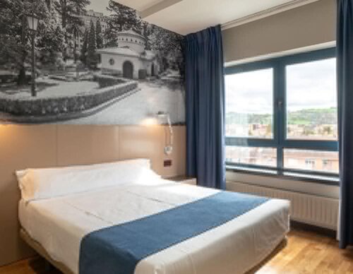 Внешний вид отеля Aparthotel Campus в Овьедо, фото 4