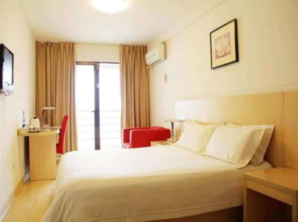 Фото Jinjiang Inn Qingdao Zhongshan Road