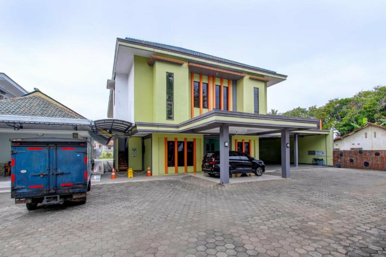 Фото Super Oyo 91748 Wisma Pkpri Purworejo