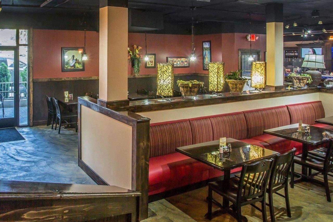 Фото Quality Suites Nashville Airport