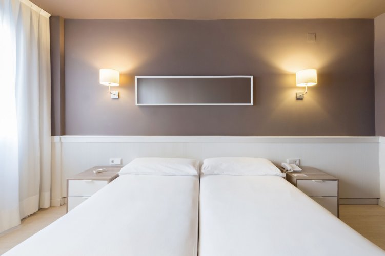 Фото Hotel Paral·lel