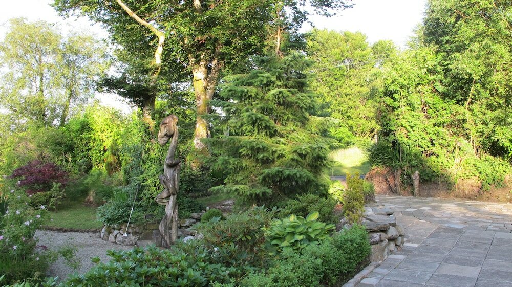 Фото Five Oaks Bed & Breakfast