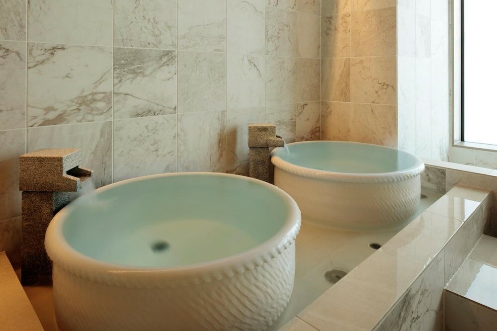 Фото Candeo Hotels Kyoto Karasuma Rokkaku