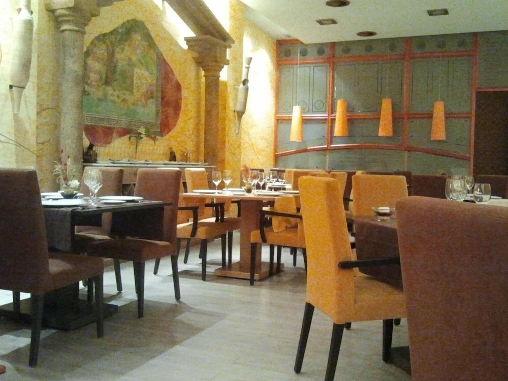 Фото Aparthotel Capitolina