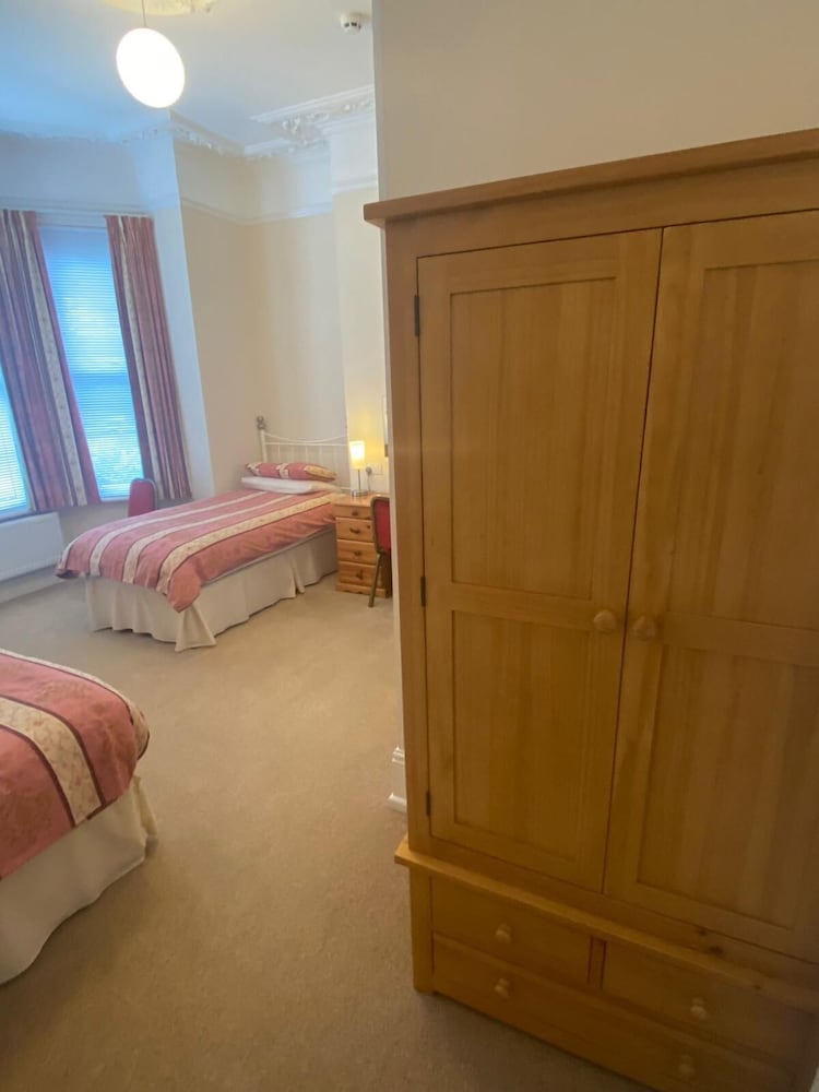 Фото Landguard Lodge