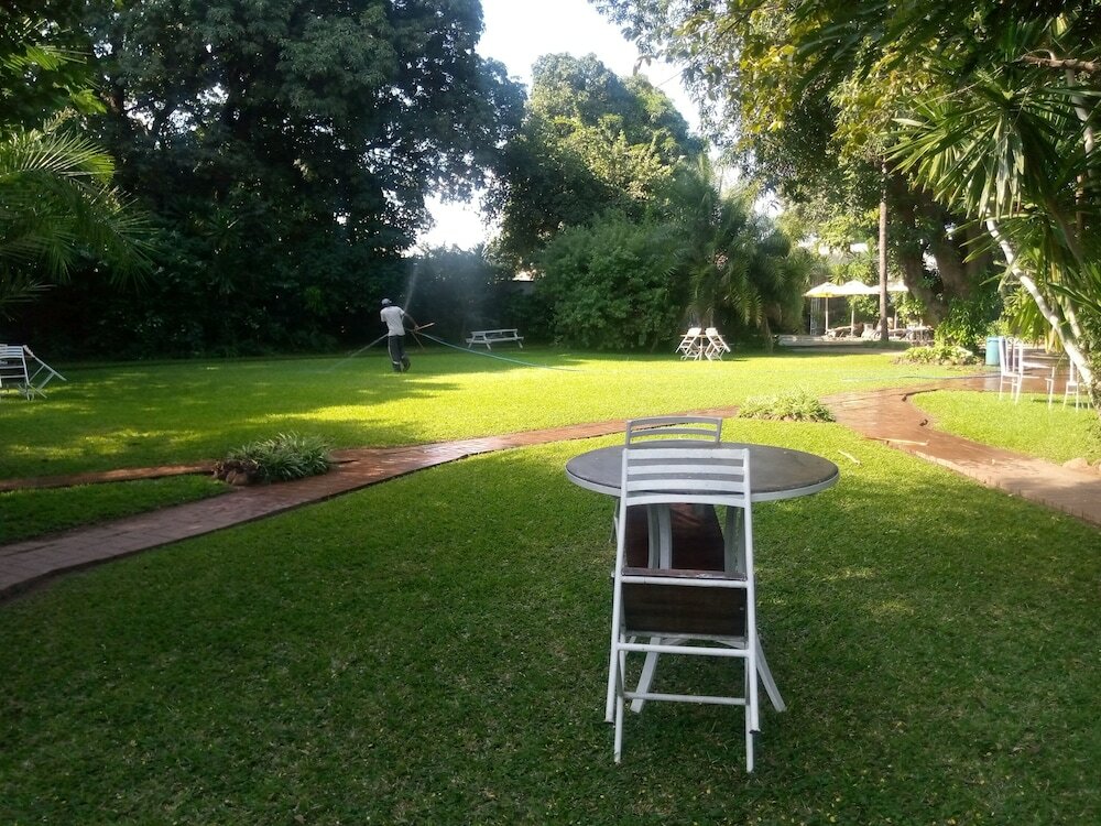 Фото Fawlty Towers