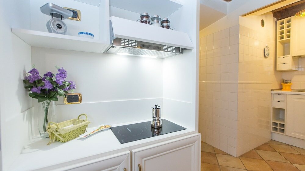 Фото Rental in Rome Falegnami