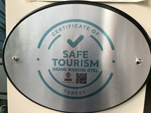 Гостиница Grand Mardini Hotel в Акденизе