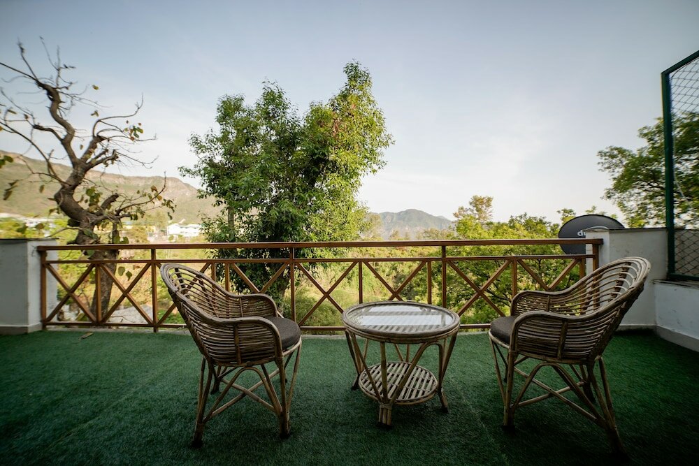 Фото Hotel Rajpur Heights