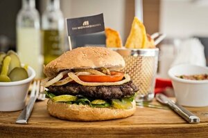 Гостиница The Menord Hotel