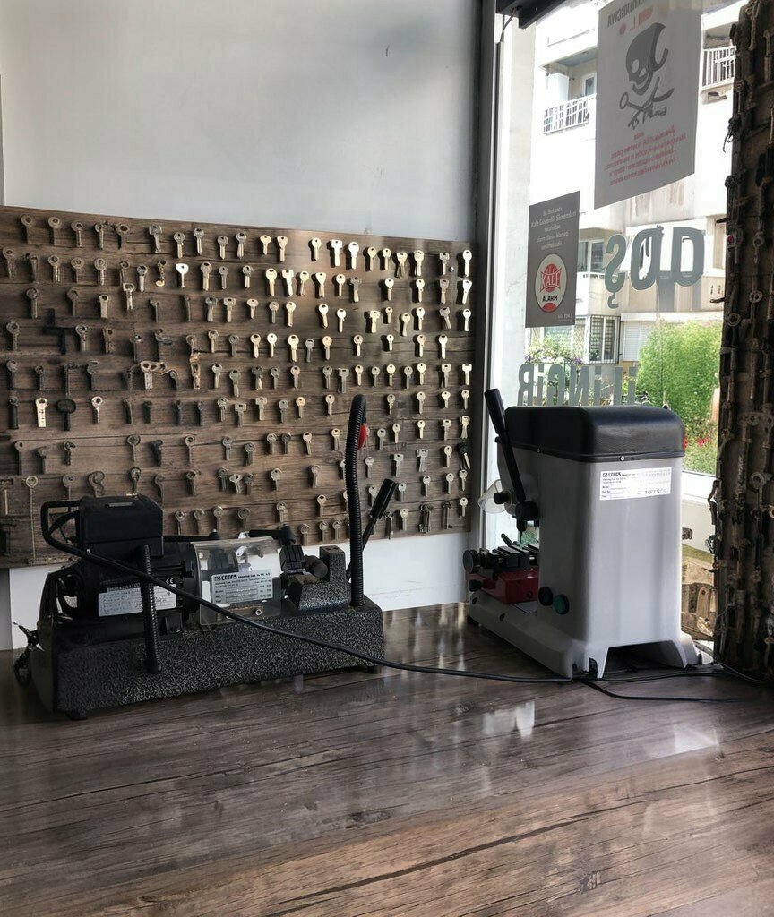 Locks installation, repair, opening Kale Lock Asos Locksmith, Izmir, photo