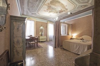 Фото Palazzetto San Lio