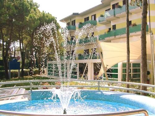 Фото Hotel Mediterraneo