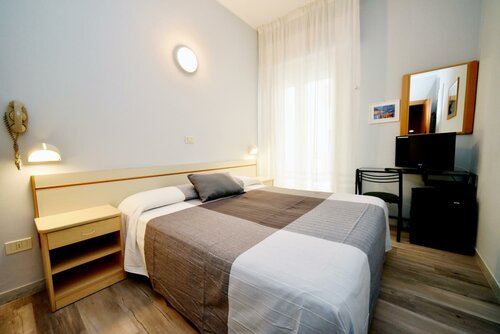 Гостиница Hotel Mirabella в Риччоне