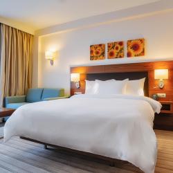 Фото Hilton Garden Inn