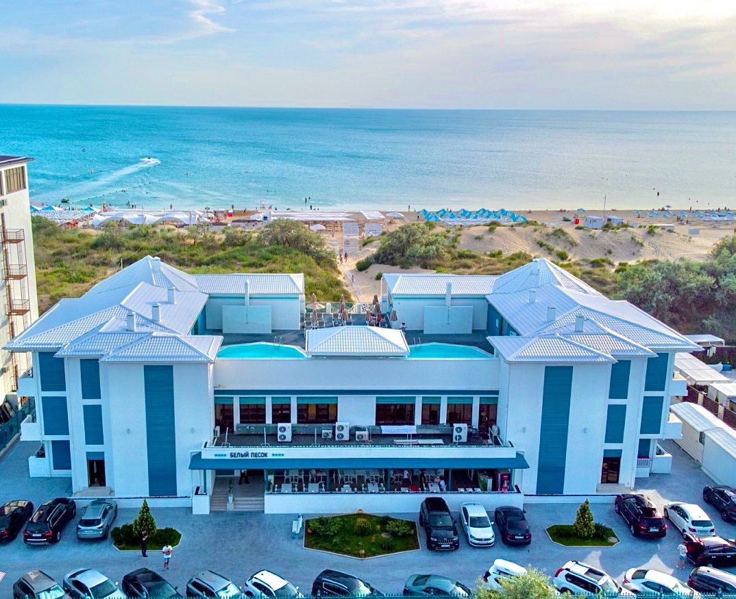 Фото отеля 2